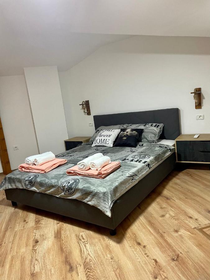 Gallery City Center Apartment Skopje Zewnętrze zdjęcie