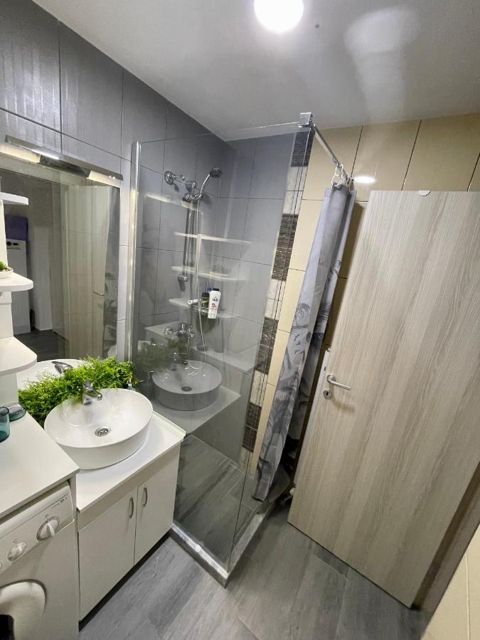 Gallery City Center Apartment Skopje Zewnętrze zdjęcie