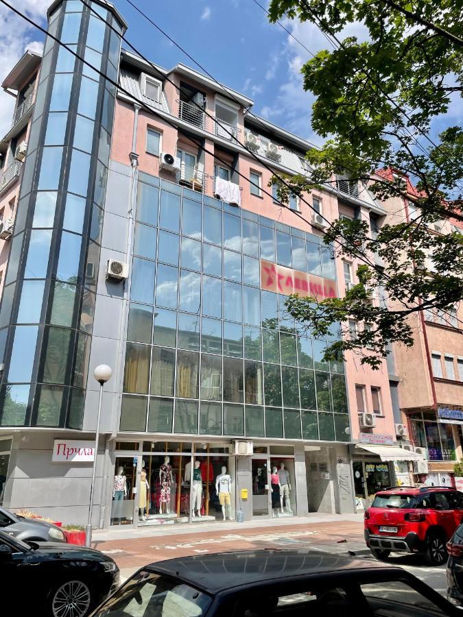 Gallery City Center Apartment Skopje Zewnętrze zdjęcie