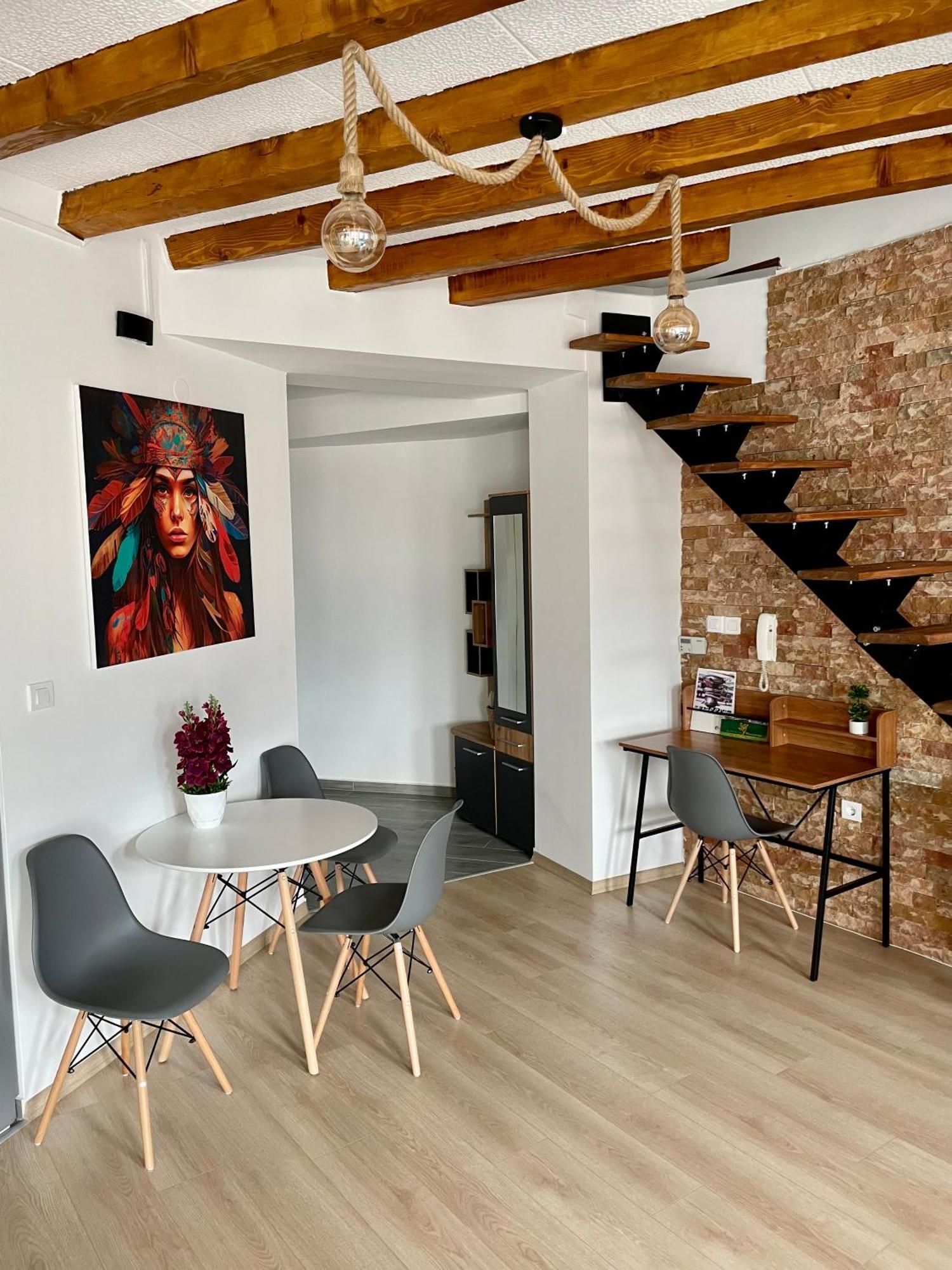 Gallery City Center Apartment Skopje Zewnętrze zdjęcie